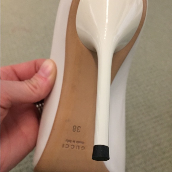 White Gucci 4 inch heels size 38 like new - Picture 4 of 8